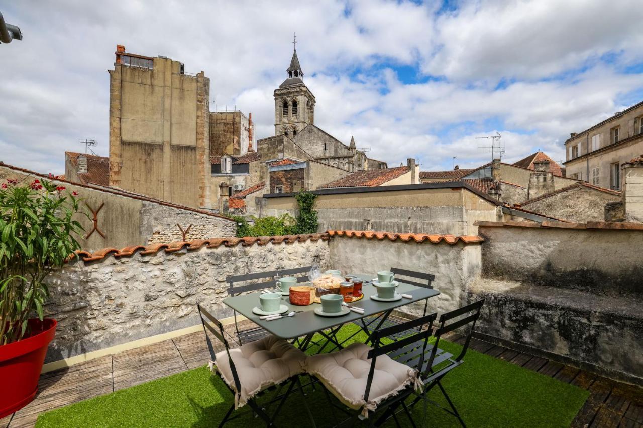 Апартаменти Tour Du Palais #Terrasse #Vue Коньяк Екстер'єр фото